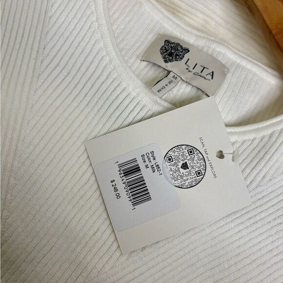 Lita by Ciara Women’s Ribbed Sleeveless Sweater Dress Color: Milk - Picture 2 of 5